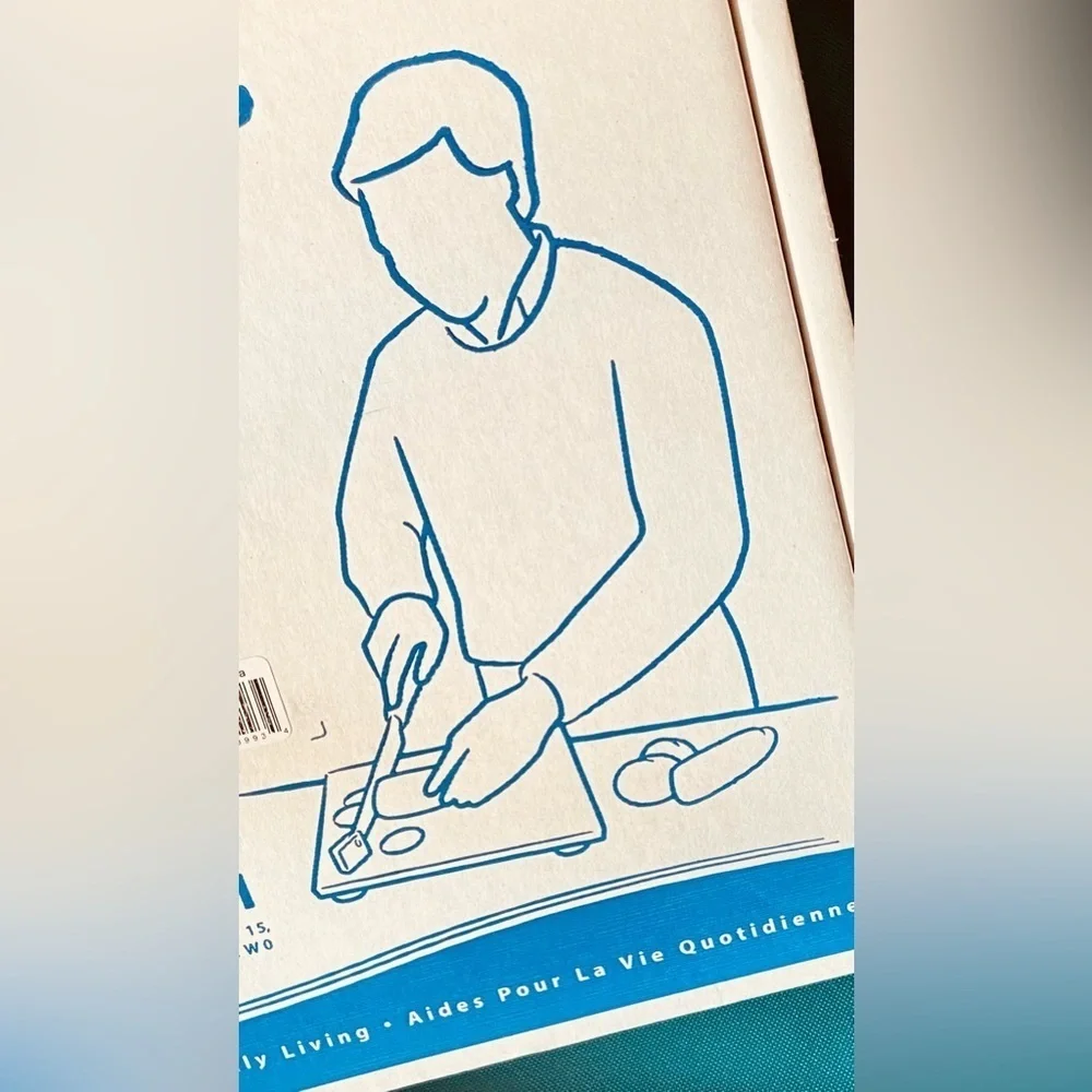 NWT Ability Helping Hands Pronged Food🥒Preparation 🍱 Cutting Board Raised Corns